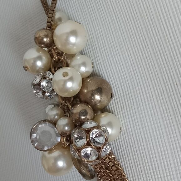 Gold Toned Faux Pearl Cluster Pendant Chain Tassel Adjustable Fashion Necklace - Picture 8 of 10